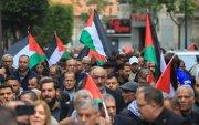 Protesta en Ramala, Cisjordania, contra la ley que establece la pena de muerte por horca para palestinos acusados por Israel de terrorismo.