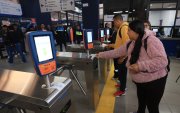 Servicio. La estación El Recreo, en el sur de la ciudad, es una de las seis paradas que ya cuentan con el sistema integrado.