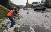El COE Metropolitano atendió una inundación en la av. Universitaria y San Francisco tras las intensas lluvias.