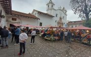 Visitantes de diversas partes del país llegaron a Cuenca durante el primer día del feriado de Semana Santa.