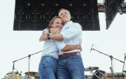 Marcela Aguiñaga anunció su renuncia por motivos familiares; Carlos Serrano tomará el mando de la Prefectura del Guayas.