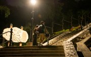 Solo las parejas suben al cerro del Carmen. A través de 164 escalones se llega al mirador donde está el monumento al Corazón de Jesús.
