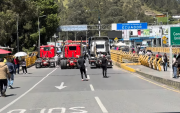Gremios productivos del Carchi se plantean la posibilidad de migrar a trabajar en la frontera con Perú