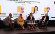Expertos hablan de la sostenibilidad en la agroindustria, en el foro Agro & Food Business que se desarrolló en Guayaquil.