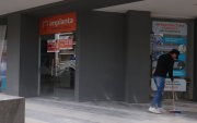 La AMC clausuró la clínica dental donde murió Luis Alarcón, en Quito.