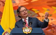 Gustavo Petro anunció que dejará entrar productos ecuatorianos sin arancel