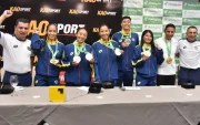 Con las medallas colgadas de sus cuellos, los andarines nacionales arribaron a Quito