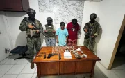 Militares verifican armas en empresas privadas con tecnología en tiempo real.
