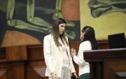 La legisladora de ADN Valentina Centeno cuestionó la autoría de una reforma al COIP.