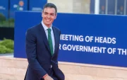 El presidente del Gobierno español, Pedro Sánchez, llega a una reunión informal de Jefes de Estado de la UE en Agia Napa, Chipre, el 23 de abril de 2026.