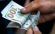 El riesgo país de Ecuador roza los 400 puntos.