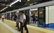 La estación de San Francisco del metro de Quito ha permitido que se regrese al Centro. Pero, el 52 % de inicia el trayecto en el sur y el 36 % culmina en el norte.