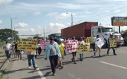 La marcha que hicieron los arroceros en marzo de 2026 en Daule.