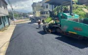 Referencial. Trabajos de rehabilitación vial avanzan en La Floresta con intervención en calles clave de Quito.