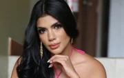 Conny Garcés reaparece en redes sociales y retoma su boutique online semanas después del atentado que afectó a su negocio familiar en Urdesa, norte de Guayaquil.