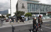 La pensión del IESS se calcula según la edad de retiro y los años de aportes acumulados.