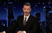 El comediante Jimmy Kimmel defendió su polémico sketch y negó que haya promovido la violencia tras el tiroteo en Washington.