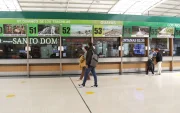 Terminales de Quito registran alta afluencia de viajeros por el feriado del Día del Trabajo 2026.