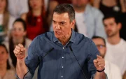 El secretario general del PSOE y presidente del Gobierno Español, Pedro Sánchez, durante su intervención en un acto de precampaña en Córdoba.
