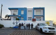 Dinero en efectivo y celulares también fueron incautados como indicios.La droga tenía como destino la ciudad de Guayaquil, según las investigaciones.
