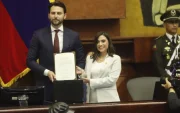 El presidente de la Asamblea, Niels Olsen, posesionó a Mercedes Caicedo.