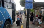 Uno de los buses que circulan por Guayaquil.
