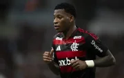 Gonzalo Plata está bien en Flamengo, su fútbol ilusiona a todo Ecuador para el Mundial.