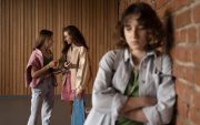 Las amistades sanas se construyen desde la reciprocidad, el respeto y la capacidad de acompañarse sin cargar emocionalmente al otro.