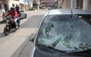 Un vehículo quedó con daños tras la pelea que terminó con la muerte de un ciudadano.