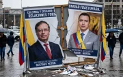 Imagen, preparada con Gemini, para simbolizar que las relaciones entre Gustavo Petro y Daniel Noboa, presidentes de Colombia y Ecuador, están rotas.
