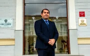 Daniel Villafuerte es gerente del Hotel del Parque. Es ingeniero en administración hotelera y turística.
