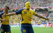 Mundial 2006 la locura de Jaime Kaviedes, hizo el gol ante Costa Rica y festejo con la mascara del Hombre Araña.