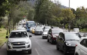 La restricción vehicular conocida como pico y placa se suspende la tarde de este 5 de mayo de 2026.