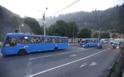 Exceso de velocidad y puertas abiertas figuran entre las infracciones más comunes en buses.