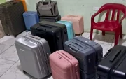 Cinco sospechosos fueron detenidos en Santo Domingo, investigados por integrar una banda que robaba a los pasajeros del aeropuerto de Quito.