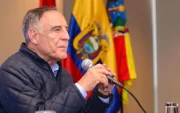Paco Moncayo fue alcalde de Quito entre 2000 y 2009. Levantó los Centros Comerciales del Ahorro, para reubicar a los comerciantes y abrió centros para adultos mayores, entre otras obras.