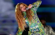 Shakira durante su concierto gratuito en Copacabana, Río de Janeiro