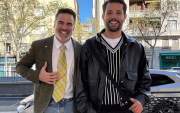 Roberto Manrique y su pareja, Rafael de la Fuente, quien también es actor.