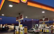 El precio de los combustibles en Ecuador se actualizan el 12 de cada mes.