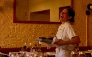 Ángeles Chavarría disfruta cocinar con productos locales