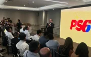 Alfredo Serrano, presidente del Partido Social Cristiano, presentó el nuevo logo de la organización política.