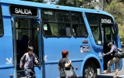El gobierno de Daniel Noboa extendió un mes más las compensaciones a los buses.