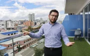 Roger Celi es parte del Observatorio Legislativo que hace un seguimiento a la labor de la Asamblea Nacional.