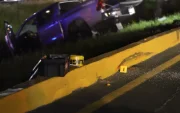 La camioneta del abogado de 75 años terminó sobre el parterre central tras la balacera registrada en la vía a la Costa.