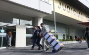 Funcionarios de la Fiscalía trasladaron expedientes al Complejo Judicial Norte durante la audiencia del caso Goleada.