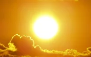 Referencial. La ciudadanía enfrenta jornadas sofocantes mientras se mantiene la alerta meteorológica en varias provincias.