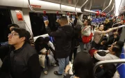El Metro de Quito movilizó más de 221 mil pasajeros en medio de problemas de abastecimiento de gasolina en la capital.