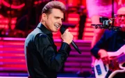 El cantante estaría hospitalizado por problemas cardiacos, según información difundida por El Gordo y la Flaca.
