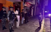 Toque de queda en Esmeraldas dejó 123 detenidos durante operativos policiales.