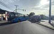 Personal de emergencia atendió a las víctimas de dos siniestros viales ocurridos en el norte y sur de Quito.